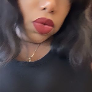 Meet your Posher, Jenelle